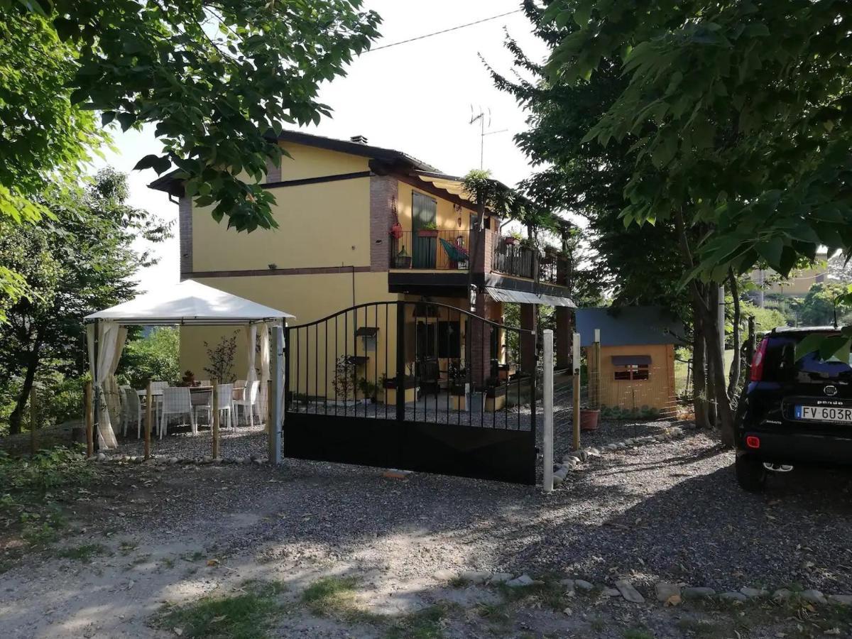 Casa In Campagna Oltrepo' Pavese Montecalvo Versiggia Exterior photo